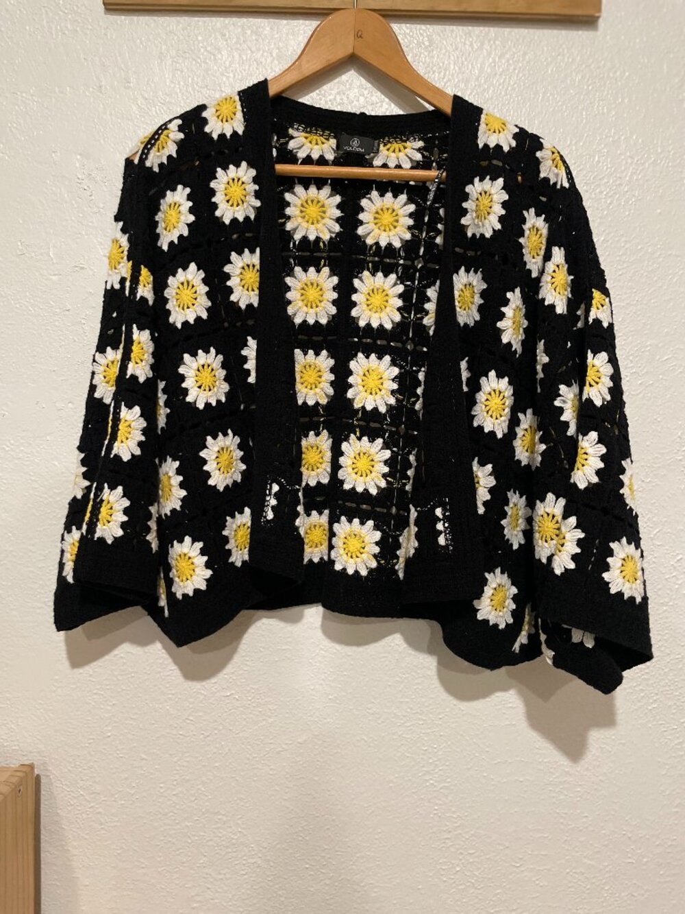 Volcom Daisy Crochet Cardigan Black Yellow White Granny Square Boho OSFM